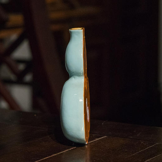 清 青釉葫芦形壁瓶 商品图4