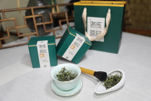 铜仁石阡【苔熙白茶】礼盒装 多种规格 荒野茶园 香甜纯柔 全国包邮部分地区不发货 商品图3