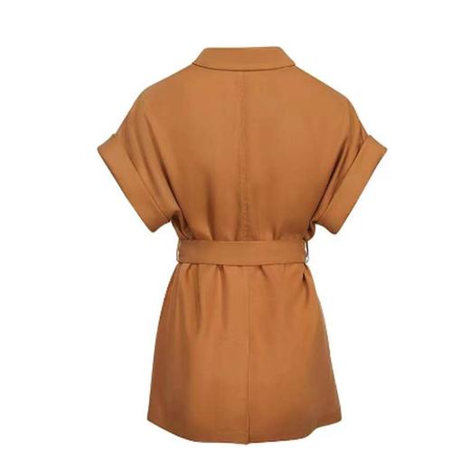 2楼米茜尔服饰木瓜奶昔色外套 商品图1