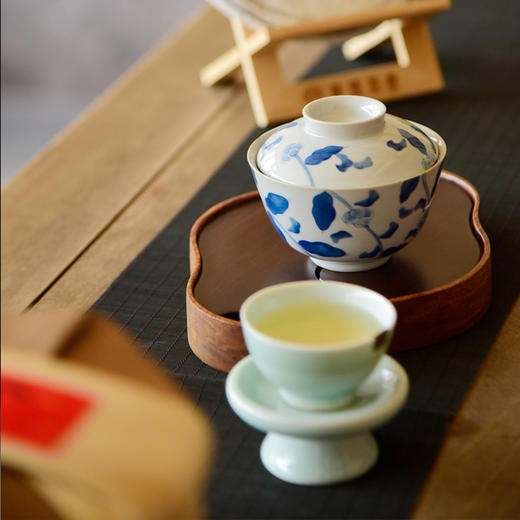 葳盛茶业2022年领衔·革登森林茶普洱生茶357g 商品图2