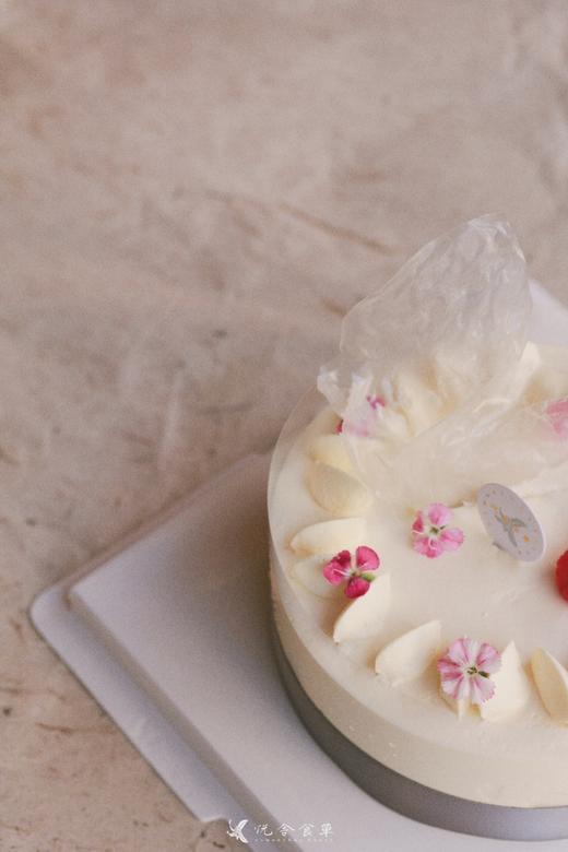 时令杨梅蛋糕（含酸奶油非酸奶） 商品图1