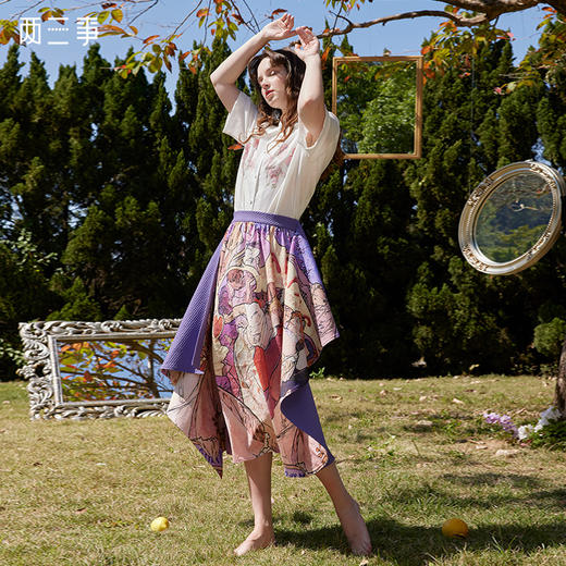 半裙两三事初夏梦 夏季新款复古手绘画印花不规则剪裁高腰半身裙 商品图0
