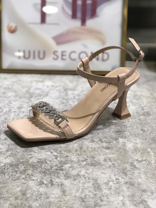 IUIU SECOND 夏款时尚饰扣方头高跟凉鞋  U21BG15691 商品图1