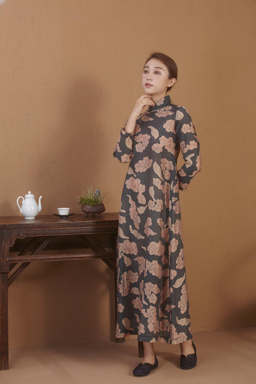【漫物记】丝棉祥云平肩九分袖A版改良旗袍 商品图2