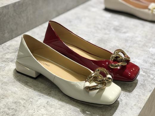 IUIU SECOND春夏金属饰扣方头浅口矮跟鞋  U21CE33711 商品图1