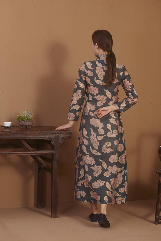 【漫物记】丝棉祥云平肩九分袖A版改良旗袍 商品图5