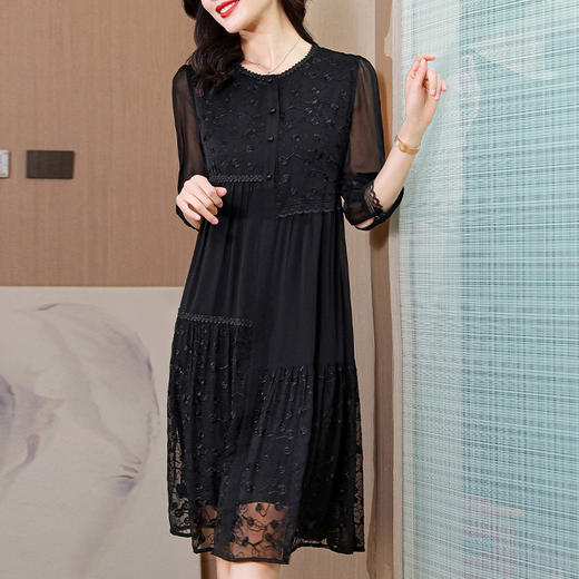 时尚气质，中袖薄款桑蚕丝拼接刺绣减龄中长款真丝连衣裙KQN-B21009 商品图1