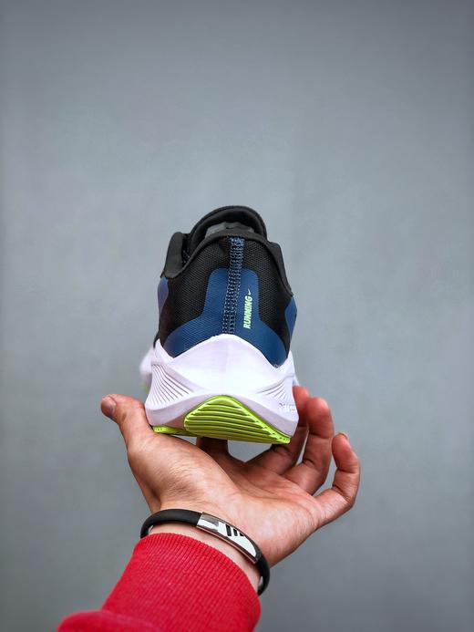 耐克 Nike /Nike Air Zoom Winflo 7 V7登月网面 商品图6