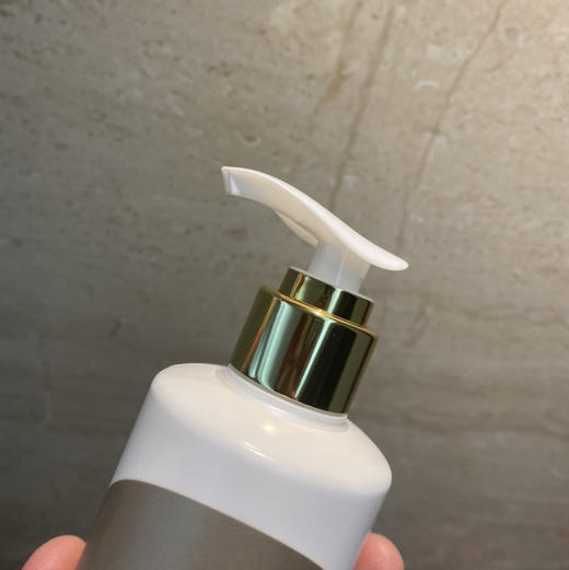 Olay玉兰油美白身体乳250ml 商品图2