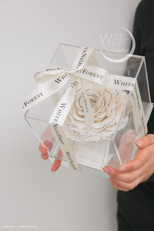 香奈儿风白色巨型永生玫瑰礼盒 商品图5