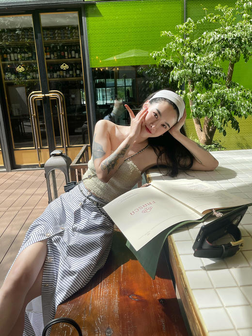 复古度假小香风抹胸和高腰开叉半裙 商品图1