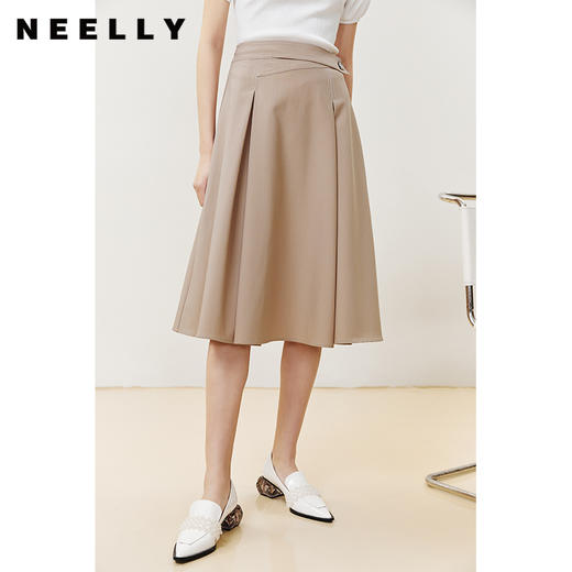 NEELLY纳俪商场同款半身裙女明线撞色不规则腰头压褶A字裙显瘦N22051E01139 商品图3
