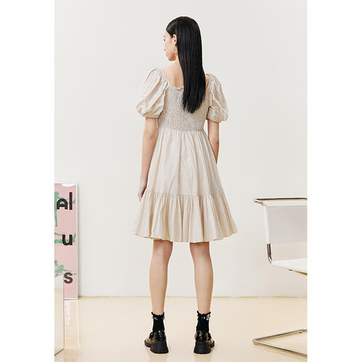 NEELLY纳俪商场同款气质方领连衣裙女打缆泡泡袖大摆裙减龄小黑裙N22051Y01131 商品图4