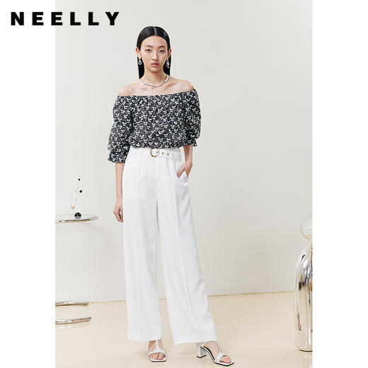 NEELLY纳俪商场同款撞色印花松紧一字肩衬衫女气质微喇袖短款上衣N22051R01119 商品图0