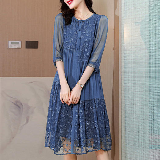时尚气质，中袖薄款桑蚕丝拼接刺绣减龄中长款真丝连衣裙KQN-B21009 商品图0