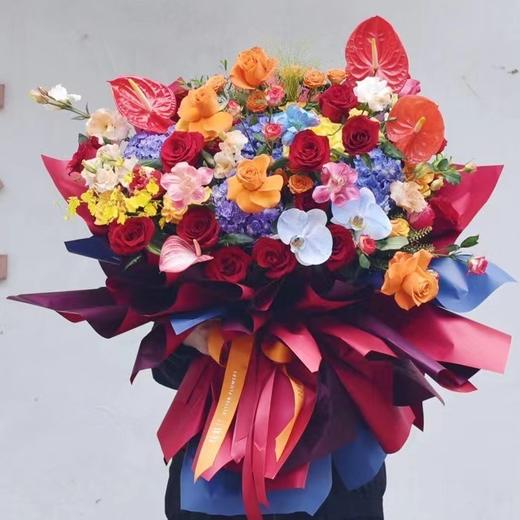 《斑斓》红掌玫瑰蝴蝶兰绣球混搭花束 商品图4