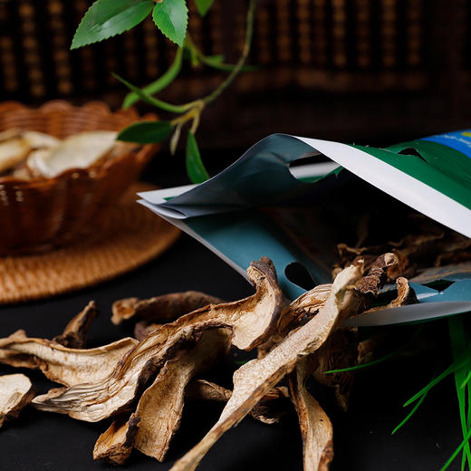 西藏林芝特产  野生烘干松茸  袋装150g 商品图4