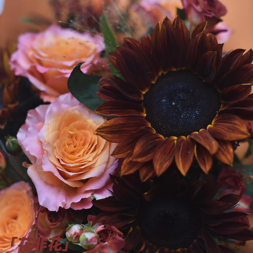 《落日余晖》混搭花束 商品图9