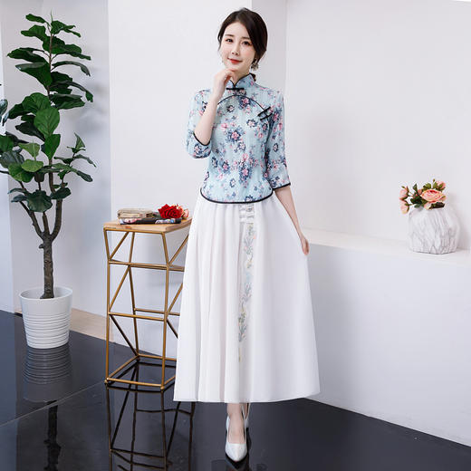 BJ-1914春夏新款真丝小碎花旗袍 复古民族风少女旗袍连衣裙两件套 商品图5