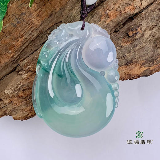 派瑞翡翠 翡翠挂件 糯冰种 绿色 商品图0