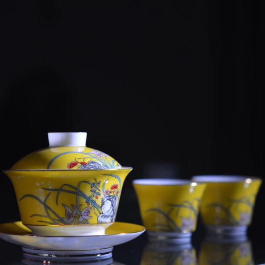 紫禁城600年茶具 雍正磁胎画珐琅芝兰祝寿黄地仿古茶具 商品图3