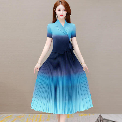 YWE BZY2168小香风渐变色连衣裙气质优雅时尚百褶裙 商品图2