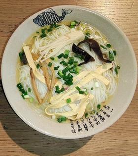 美丽市场-酉阳土鸡米线-鸡汤米线