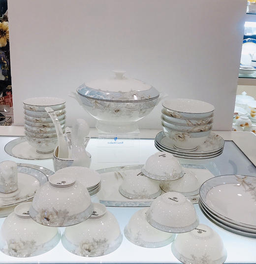 5F隆昌瓷器52头云海骨瓷餐具 商品图0