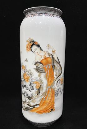 墨彩描金贵妃醉酒赏瓶