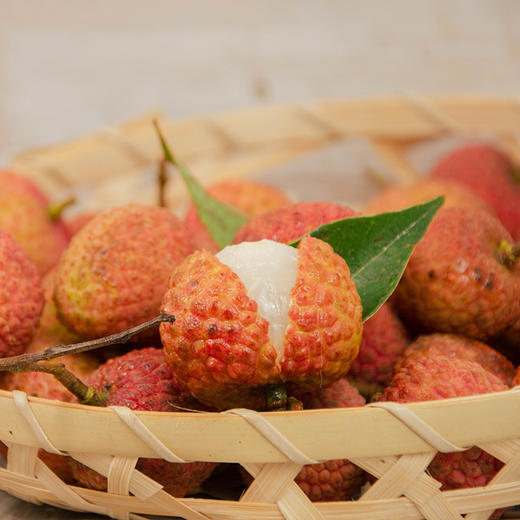 广东白糖罂荔枝白润如玉 柔滑爽口 3斤/5斤/10斤家庭装【顺丰空运】 商品图3