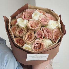 牛奶咖啡  · 花束