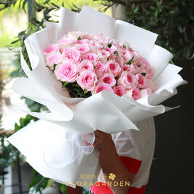 【翩若惊鸿】52支洛神玫瑰花束