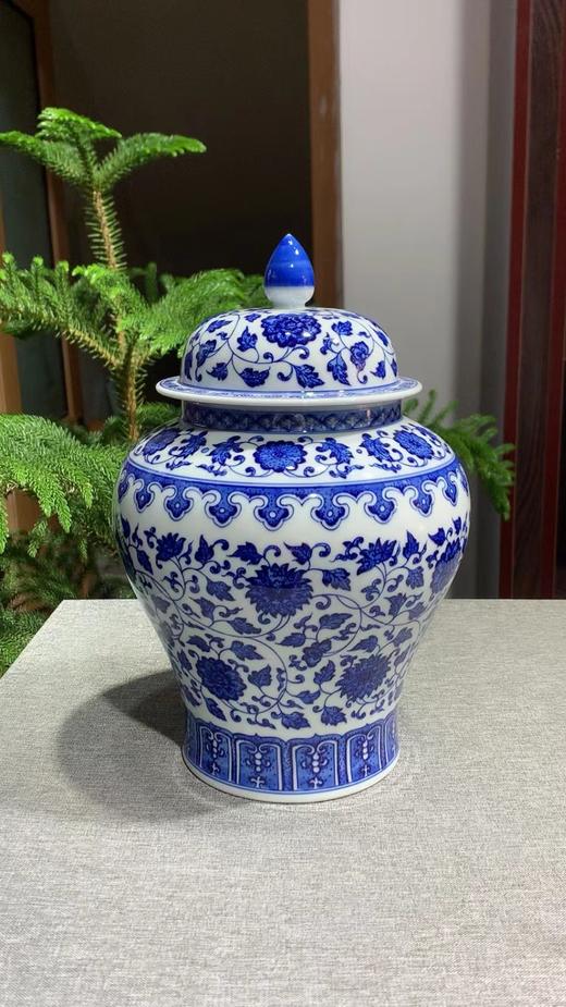 柴窑缠枝莲将军罐 商品图0