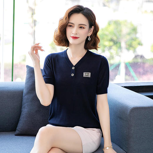 FCY QQ832冰丝针织衫女士上衣t恤宽松v领 商品图0
