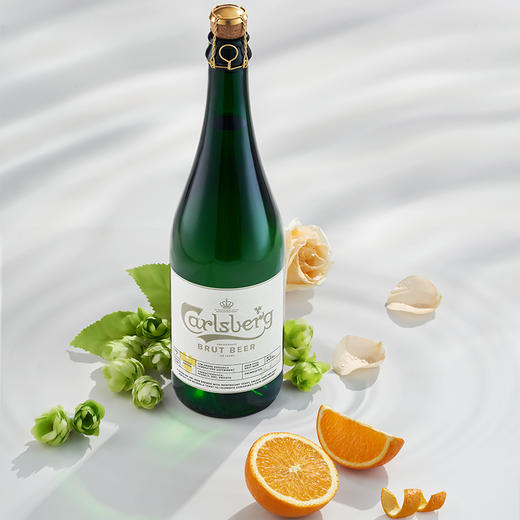 嘉士伯175周年庆特酿啤酒 香槟风味啤酒750ML*1瓶 商品图3
