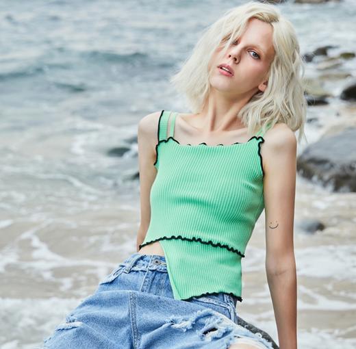 时尚木耳边针织背心 商品图4