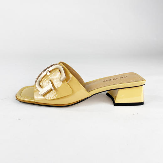 IUIU SECOND 夏季时尚字母扣方头粗跟凉拖鞋U20BJ23361 商品图3