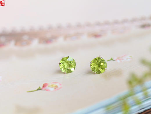 橄榄石耳钉  镶嵌：925银镶（银色、镀金款） 商品图2