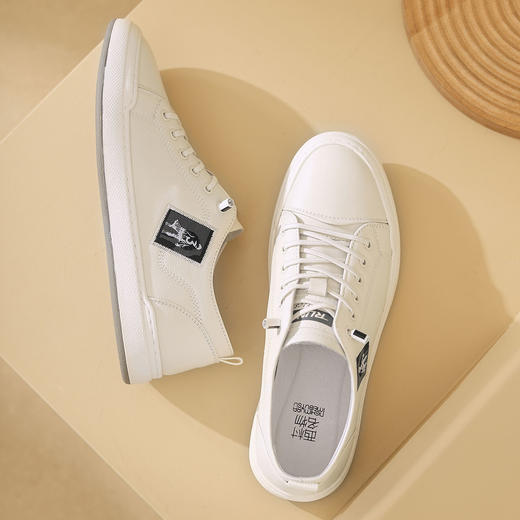 西村名物男鞋2022春夏季新款牛皮撞色休闲板鞋户外舒适运动小白鞋T12AW10431 商品图1