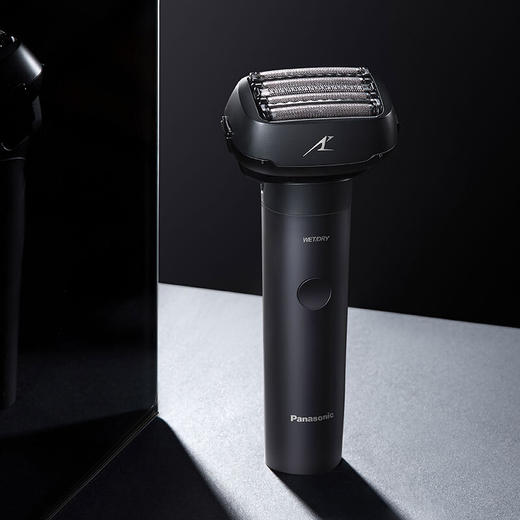 松下（Panasonic）大锤子电动剃须刀刮胡刀往复式男士礼物小锤子Pro系列LM53-黑色 商品图1