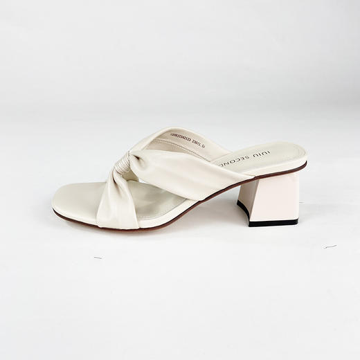 IUIU SECOND 夏季柔软羊皮方头交叉带粗跟凉拖鞋U20BJ23421 商品图2