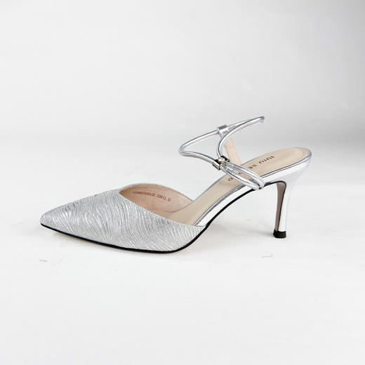 IUIU SECOND 时尚水波纹格利特尖头高跟后空凉鞋U20AH10491 商品图2