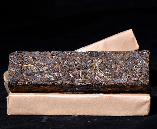 最后1条！重磅福利！2016年！冰岛老寨！冰岛大树金条！部门内部专供！58元/柱/220克！ 商品图1