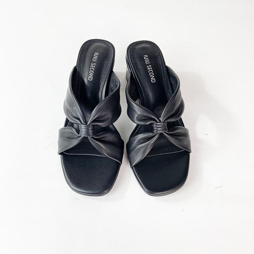 IUIU SECOND 夏季柔软羊皮方头交叉带粗跟凉拖鞋U20BJ23421 商品图9