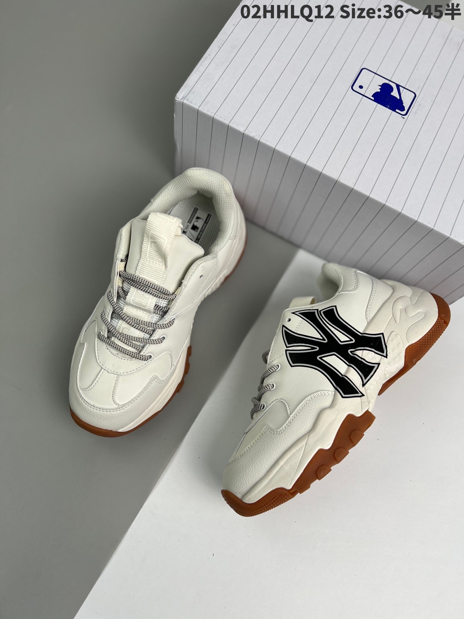 耐克 nike y a running厚底老爹厚底休闲运动慢跑鞋    02