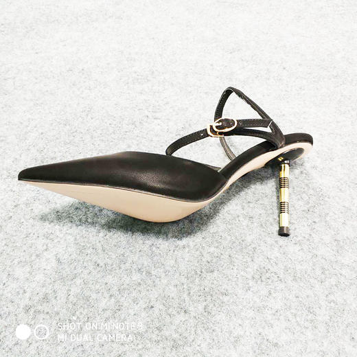 IUIU SECOND 夏季超高跟牛皮尖头后空凉鞋U20AH19461 商品图7