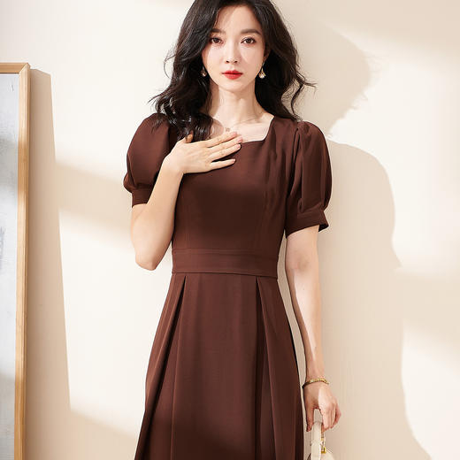 剩S 【直播新款】法式方领设计感轻奢连衣裙5Q22BL1484 商品图1