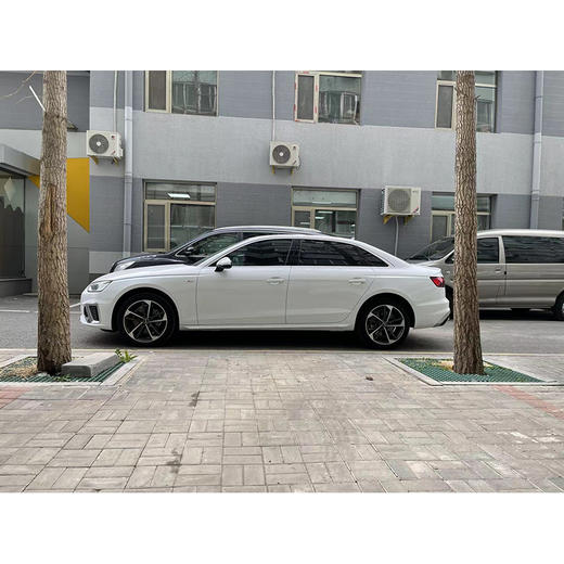 奥迪 A4L 40 TFSI 时尚动感型 【长租-北京】 商品图3