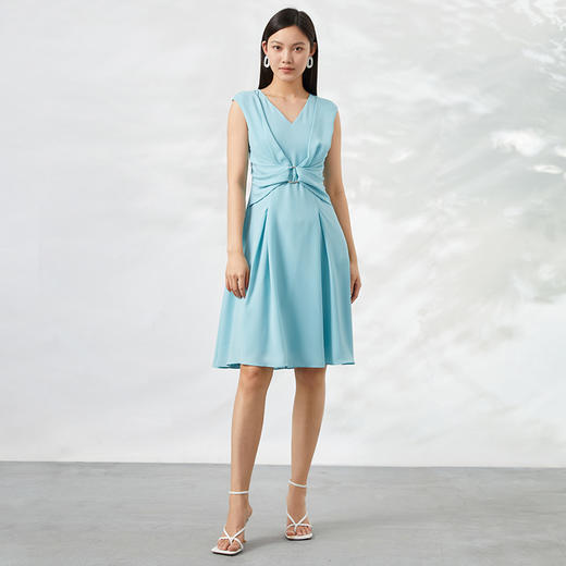 EITIE爱特爱夏季新款纯色百搭洋气收腰连衣裙6607367 商品图1