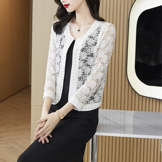 蕾丝开衫短款防嗮衣，空调服大码蕾丝重工钉珠外套KQL-8307 商品图3